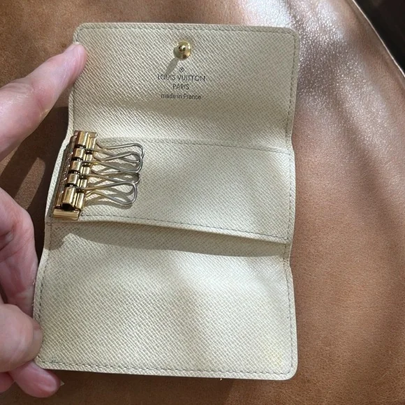 Louis Vuitton key case. Very good condition - Picture 4 of 9